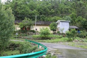 湖北宜昌一教师被人喻为太阳，千字散文一举成名，方法启示后人