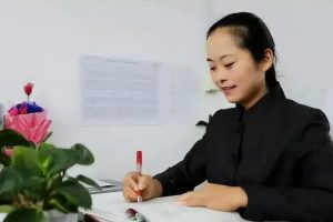 90后女教师手写教案，字迹工整内容丰富，做她的学生应该很幸福