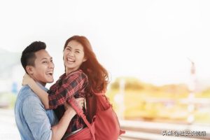 夫妻之间理解重要还是爱重要，爱是什么？