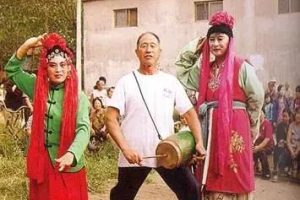 一梆一鼓，唱尽古今家常——山东花鼓戏志